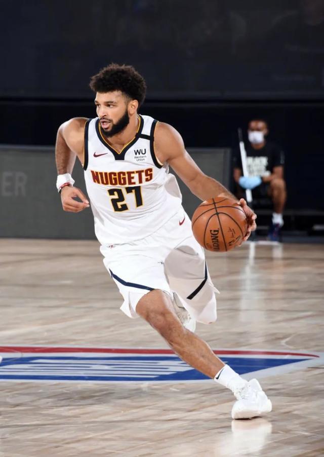 英雄联盟赔率-丹佛掘金内部会议纪要流出：集结日调整名单，意大利杯使命明确，细节决定成败的简单介绍